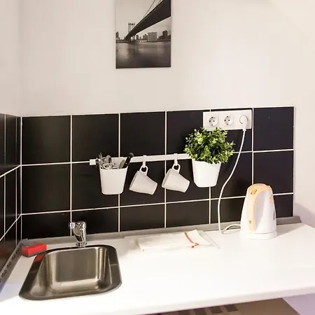 Central Budget Lofts Apartment