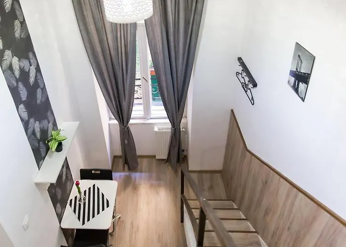 Lägenhet Budget Lofts