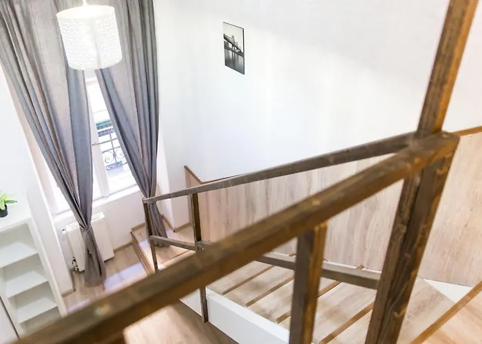 Lägenhet Budget Lofts *