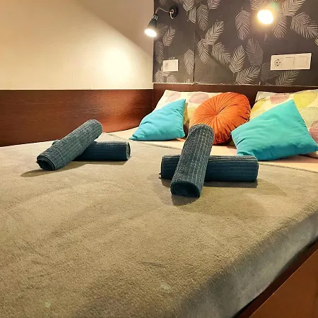 Budget Lofts *
