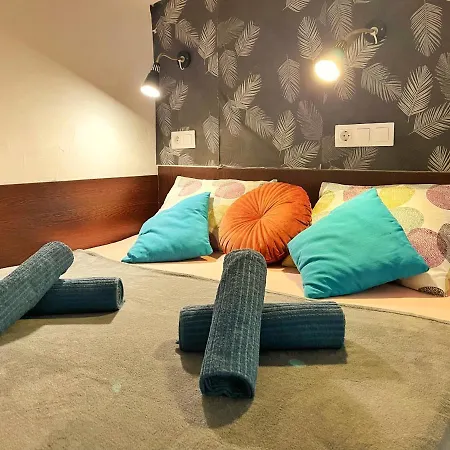 Budget Lofts *