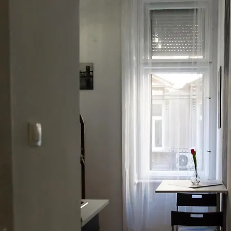 Budget Lofts *