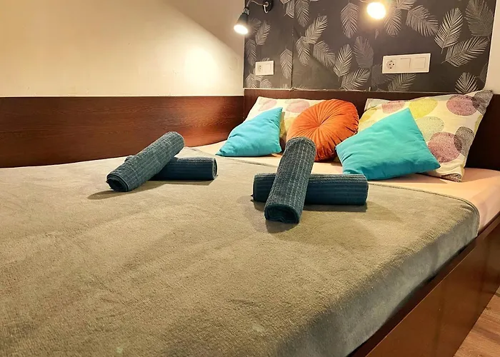 Budget Lofts *