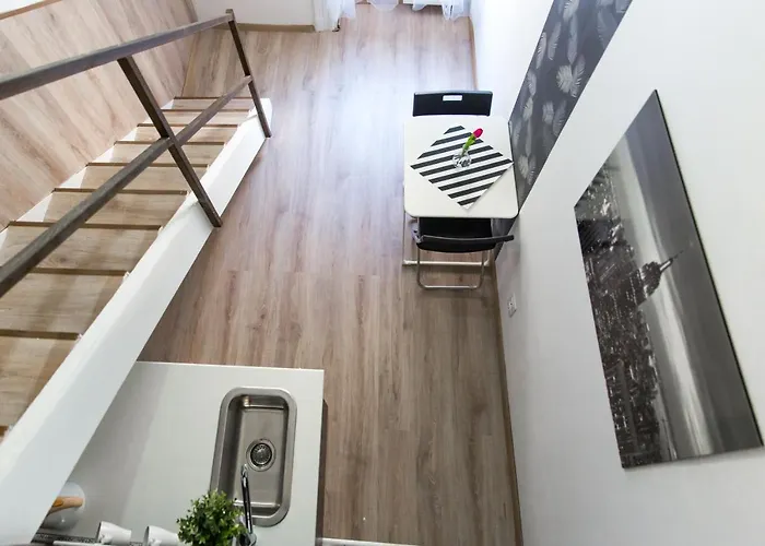 Budget Lofts *