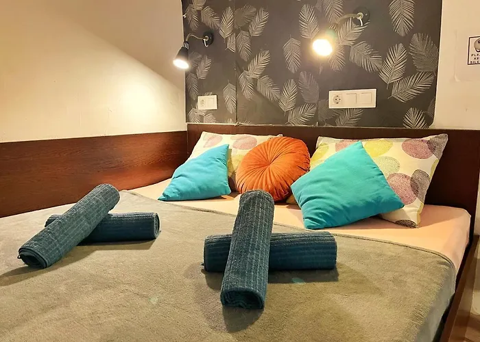 Budget Lofts *