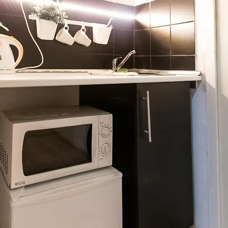 Budget Lofts *